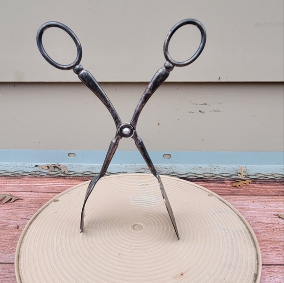 Vintage Pastry Tongs - Picture 2 of 7